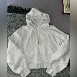 Women’s lululemon scuba half zip. Gray, XL/XXL, perfect condition!